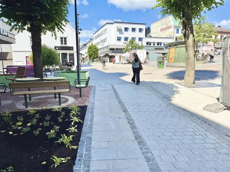 Bilde av nytt dekke - Klikk for stort bilde