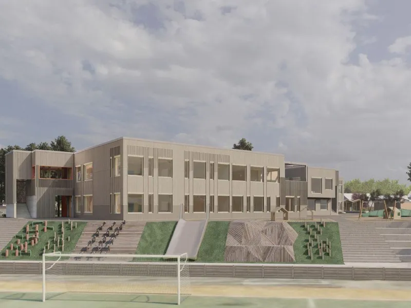 Illustrasjon av Fjære Barneskole med skolegård, lekeområde, trappetrinn og fotballbane i forgrunnen. Rivco, et datterselskap av Asplan Viak, har detaljprosjektert VVS-anleggene, som omfatter sanitær, sprinkler, varme, kjøling, sponavsug og luftbehandling.