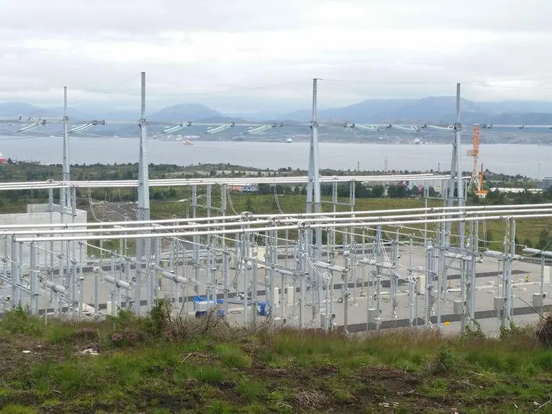 AF Elkraft er innstilt av Statnett til høyspenningsarbeid ved den nye transformatorstasjonen på Onarheim på Husnes.