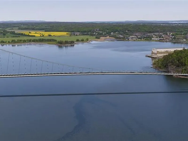 Fastlandsforbindelsen fra Ramberg til Smørberg - Klikk for stort bilde