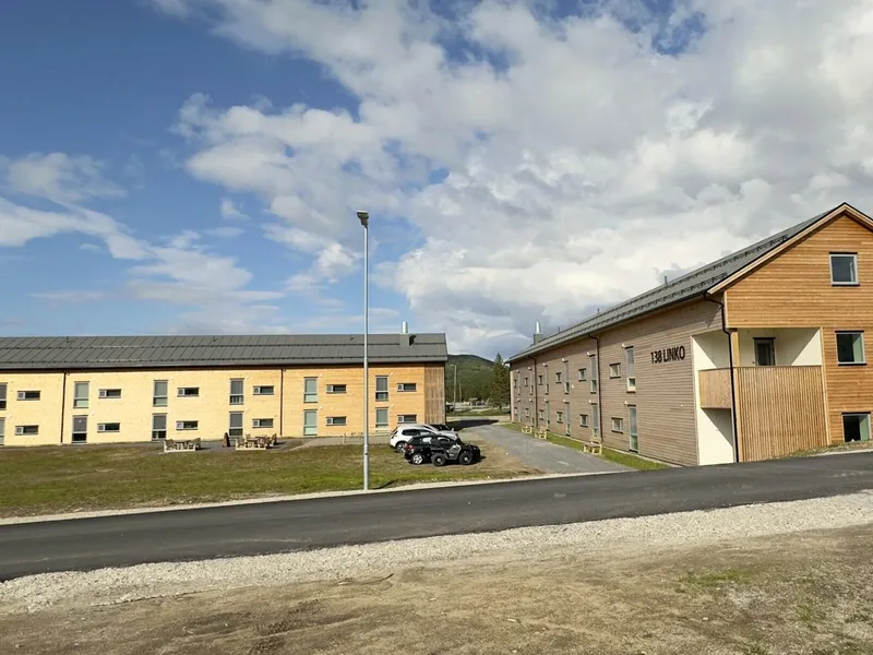Tilsvarende bygg som på bildet skal oppføres på samme området ved Porsangmoen leir. Foto: Forsvarsbygg Foto: Forsvarsbygg.