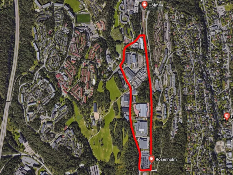 Markert oversiktsbilde av Rosenholmveien fra maps.