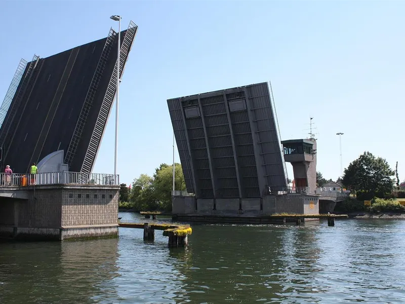 Kanalbrua i Tønsberg - Klikk for stort bilde