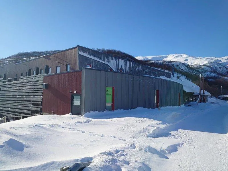 Utsiden av villakssenteret ved Halti