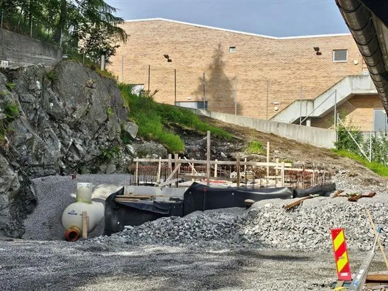 tomtearbeid - Klikk for stort bilete