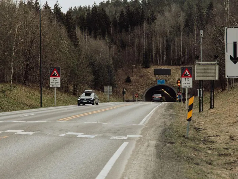 Tunnelportalen til dagens Oslofjordtunnel fra Hurum.