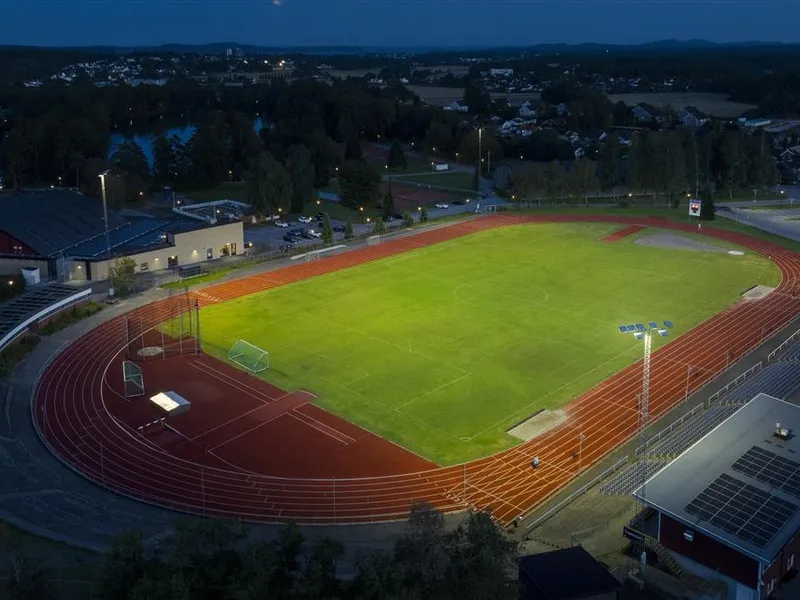 Belysning Jotun Arena - Klikk for stort bilde