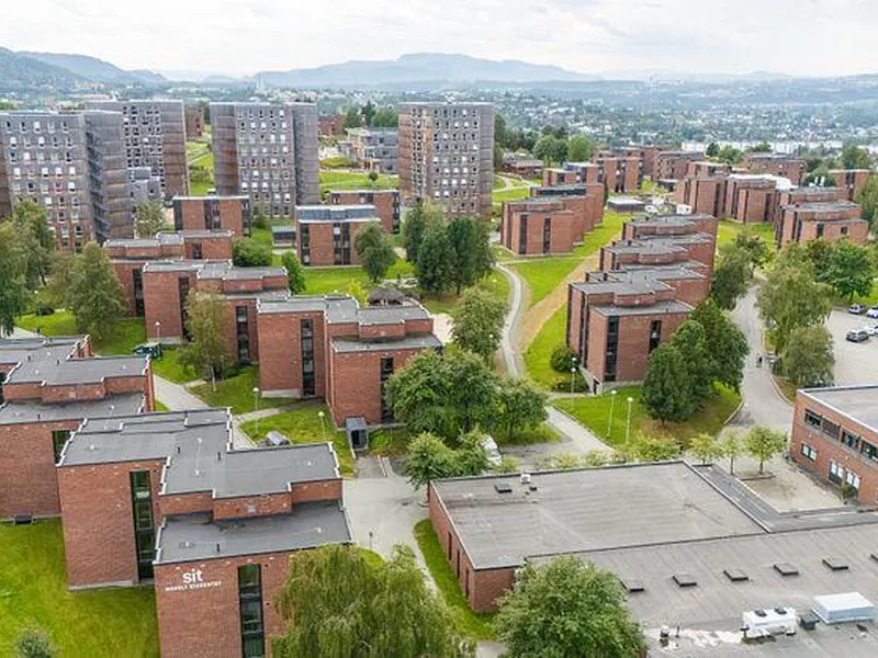 Moholt studentby fra lufta, bilde tatt med drone. 