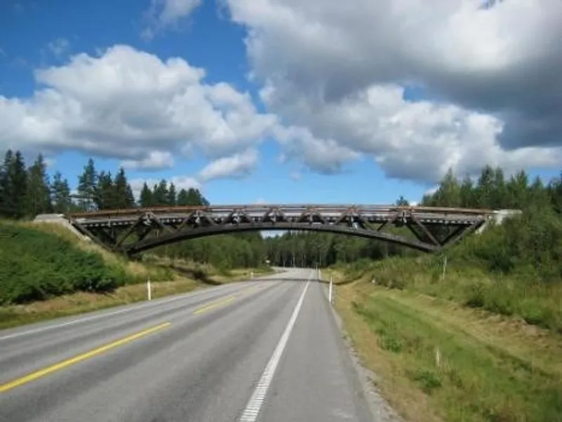 Trebrua over rv 2 i Eidsvoll er snart historie. Foto: Statens vegvesen