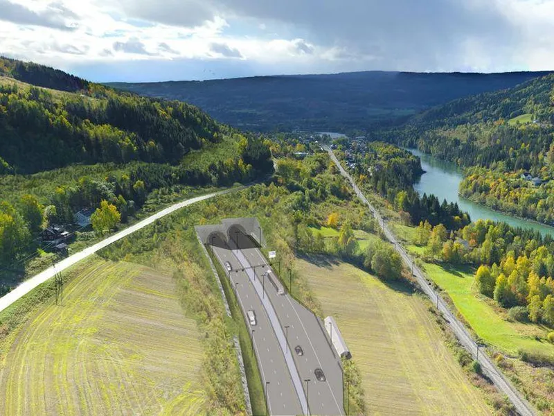 Tunnelåpning i nord, ved Fåberg.