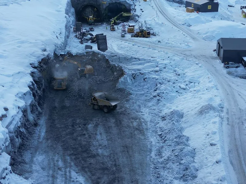 Fåbergtunnelen bygges med to løp og kommer i nord ut rett før kryssområdet på Ensby, hvor blant annet trafikken mot Hafjell tar av. Foto: AF Gruppen.