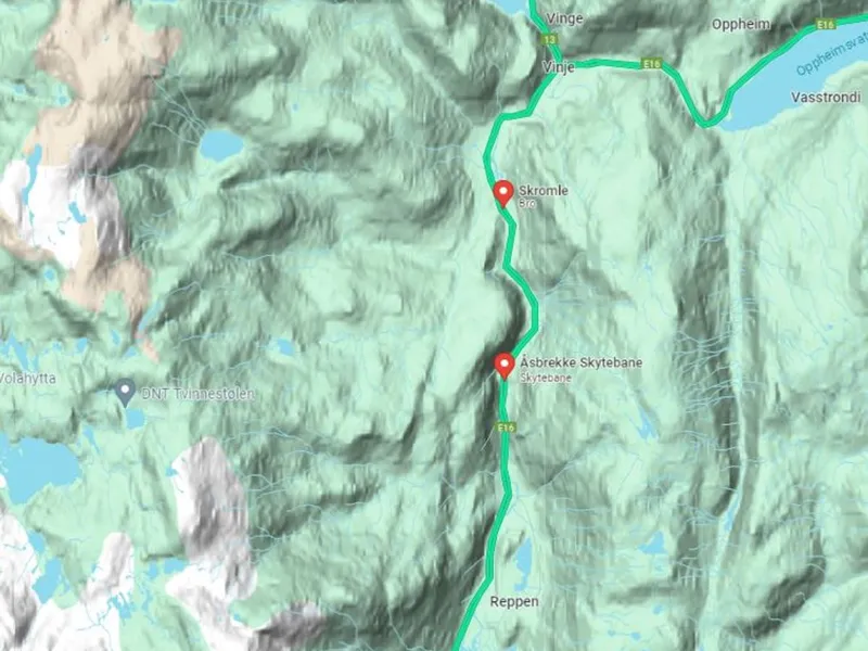 Den 3,1 km ligger på E16 mellom Vinje og Tvinno i Voss kommune. Kart: Google maps