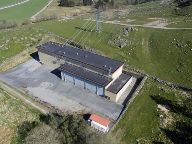 Eksisterende Vagle transformatorstasjon som skal utvides (foto: Lnett).