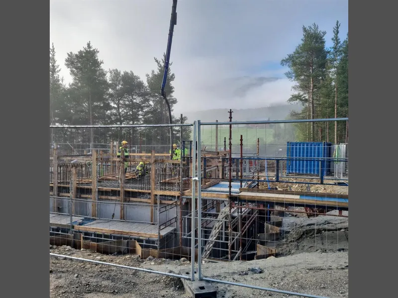 Støping av betongdekke på pumpestasjon 3 - Klikk for stort bilde