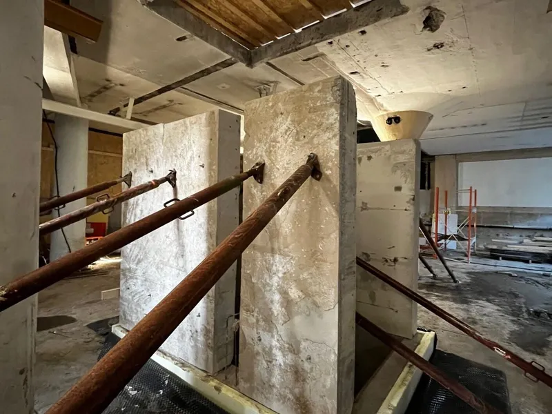 – Å gå fra liggende til stående er noe vi alle gjør på et tidspunkt i livet før man legger seg ned igjen, sier prosjektleder Per Reigstad. Foto: Frydenbø Eiendom.