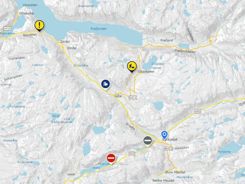 kart som viser hvor på fylkesvei 450 og 305 det gikk ras. - Klikk for stort bilde