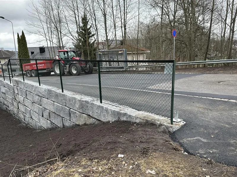 bilde av veien med ny sykkelsti - Klikk for stort bilde