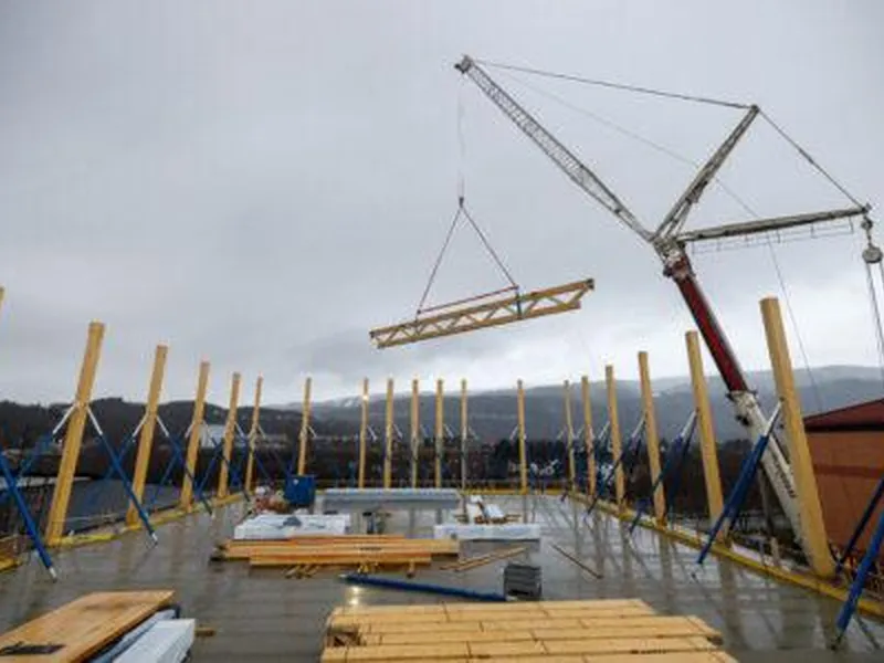 Gimse Idrettshall – Idrettshall i massivtre