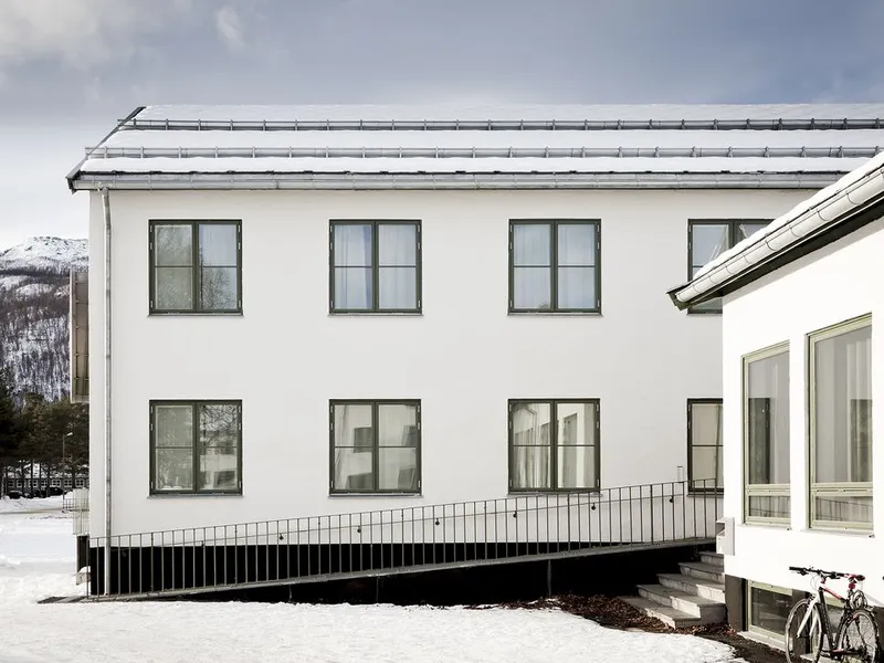 Befalsmesse med forlegning Skjold