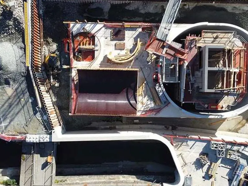 Byggegrop med betongstøp sett ovenfra. Foto.