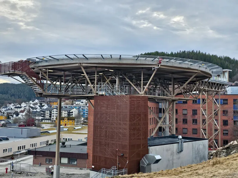 Helikopterplattform ved Sykehuset Namsos.. Foto: GL-Bygg