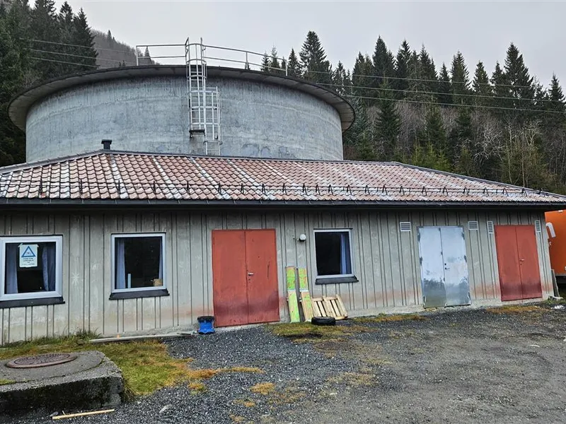 Utvendig fasade bygg ventilhus Vårsetra - Klikk for stort bilete