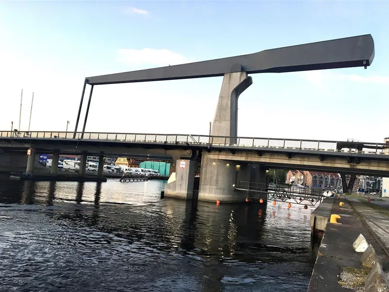 Bilde av Værstebrua - Klikk for stort bilde