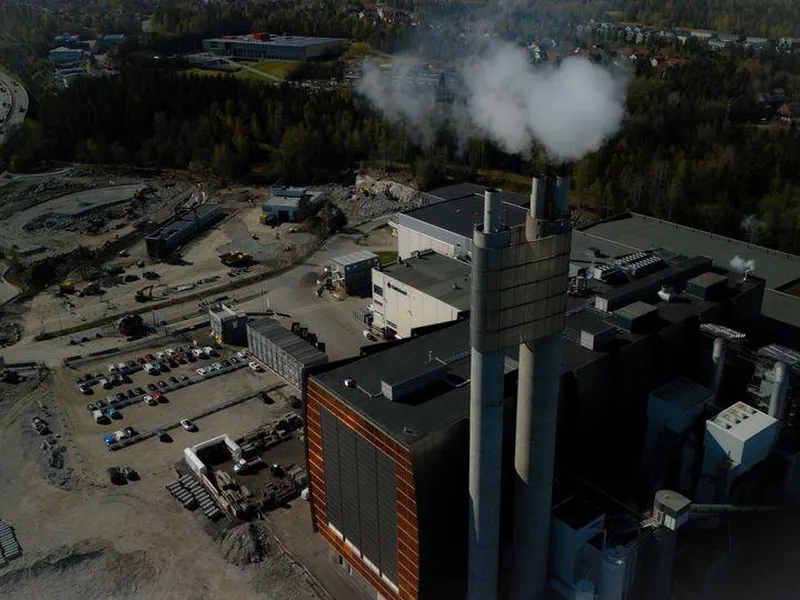 2025 dronebilde over Hafslund Celsios avfallsforbrenningsanlegg