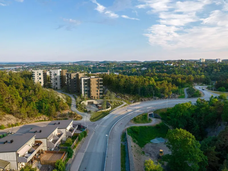 Slik planlegges de fire blokkene ved Kobberveien på Tinnheia i Kristiansand. Illustrasjon: Atelier T. Olsen / Fantom Studio.