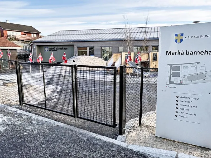 Bilde frå den offisielle opninga til nye Markå barnehage. Foto
