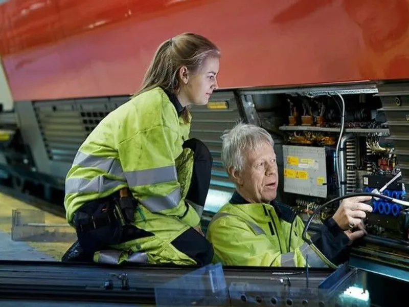 Et midlertidig togverksted i Bodø skal igjen gjøre det mulig å vedlikeholde SJ Norges tog nord for Levanger. Foto: Mantena.
