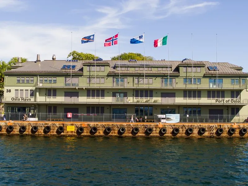 Nye skur 38. Oslo Havns administrasjonsbygg er ferdig renovert med høye miljøkrav. Foto: Motion Air