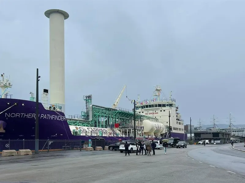 CO2 vert frakta med skip til anlegget i Øygarden. - Klikk for stort bilete