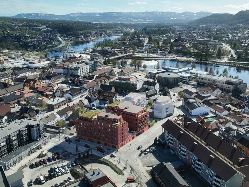 Med en kombinasjon av de gamle husene i gågaten, tilføring av nye bygg, flere leiligheter og flere muligheter til å bo i sentrum, skal Nova Park være med på å forme og supplere bykjernen i Sølvbyen. Med sentral beliggenhet rett ved togstasjonen vil de nye leilighetene gjøre det mulig for flere å bo sentralt.