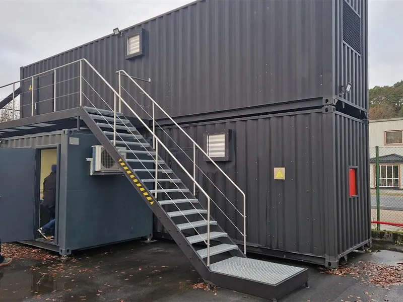 Container for brannøving - Klikk for stort bilde