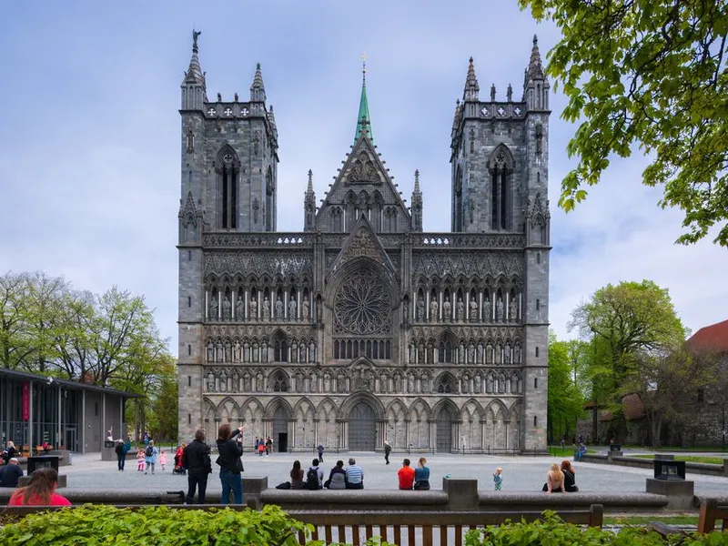 Nidarosdomens fasade, Vestfronten.