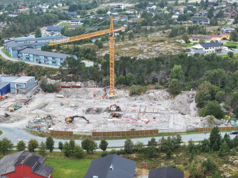 August 2024: Byggetomta sett fra øst.