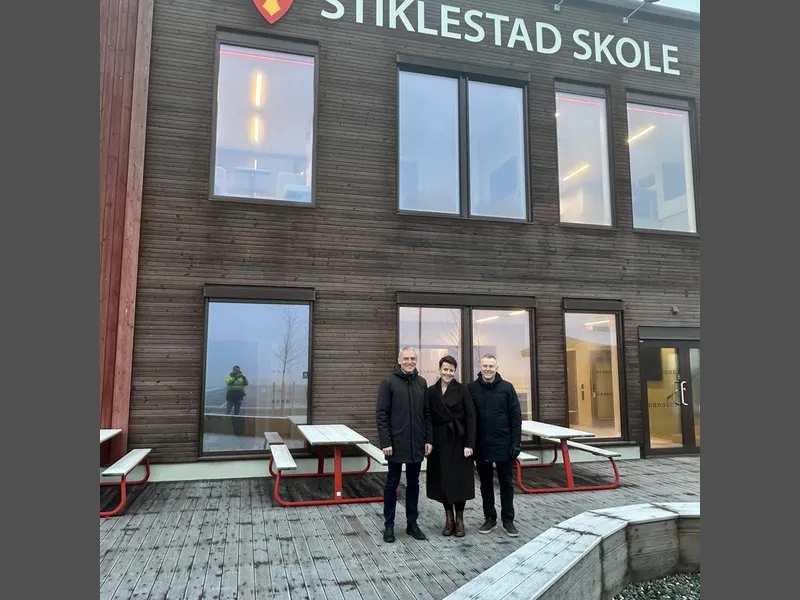 Stiklestad skole - Klikk for stort bilde