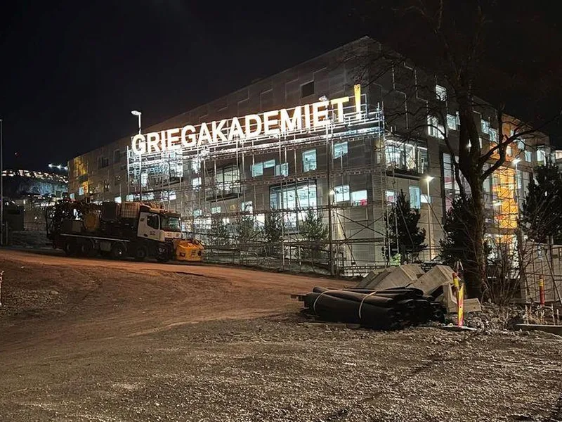 På denne tomten skal det nye Griegakademiet bygges.