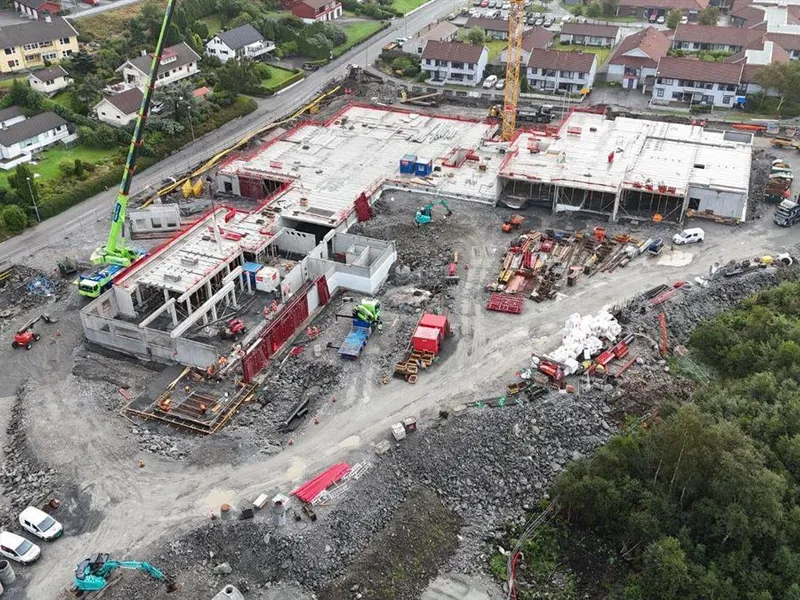 Oversiktsbilde av bygging av helsekvartalet per august 2025 - Klikk for stort bilde