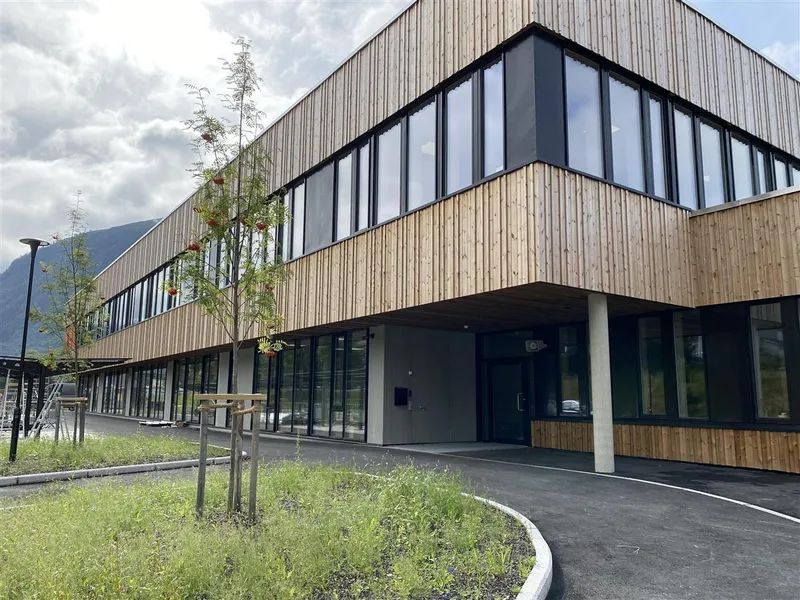Bilete av Volda ungdomsskule - Klikk for stort bilete