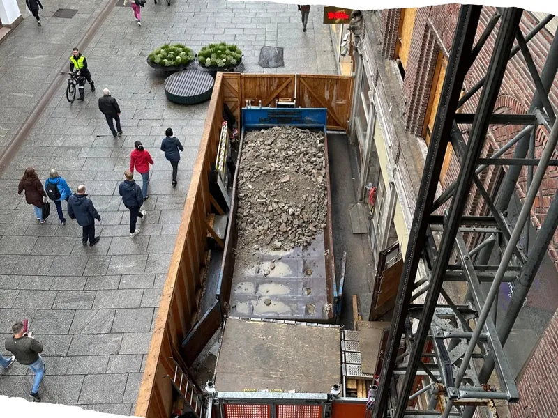 Riggplass, bygate, forbipasserende, byggekran