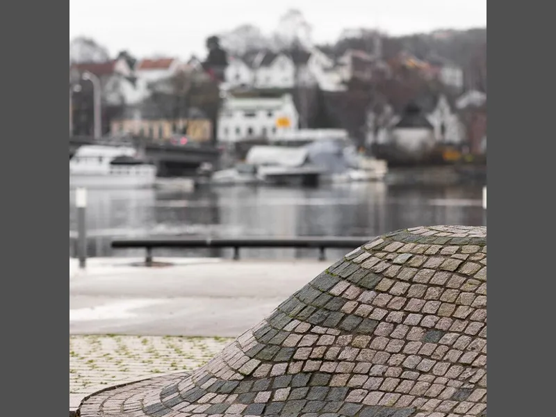 veldig fine detaljer langs bryggen