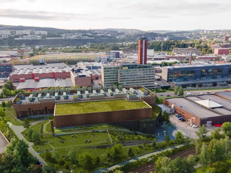 Prosjektet har en ramme på ca. 320 millioner kroner, og byggetrinnet vil tilføre 12 MW kapasitet når det tas i bruk i 2027. Illustrasjon: Skygard.