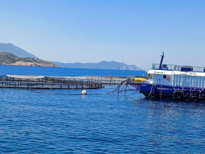 AKVA group delivered this feed barge, AM400CL to Philosofish in 2022. Photo: AKVA group.