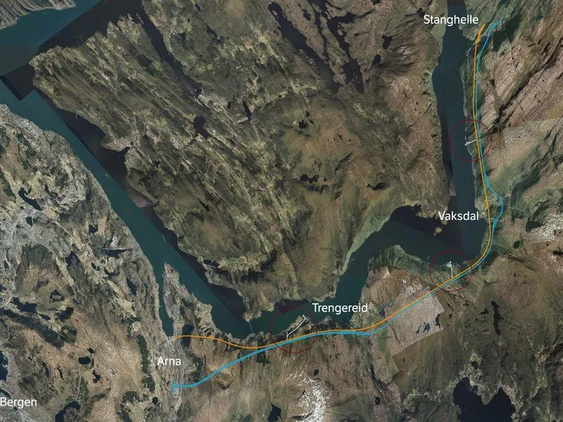 Kart over traseen som viser anleggstunnelene som skal bygges. Anleggstunnelene må ferdigstilles før byggingen av de nye veg- og jernbanetunnelene starter opp i 2029. Størstedelen av tunnelene for ny E16 og jernbanen skal drives fra disse anleggstunnelene og steinen skal fraktes bort effektivt via sjaktene.