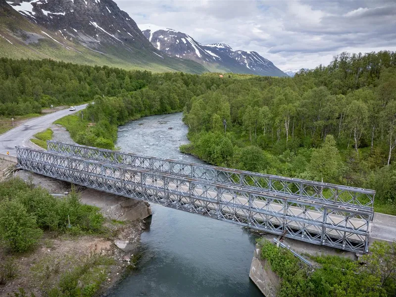 Dronebilde av Breivikeidet bru - Klikk for stort bilde