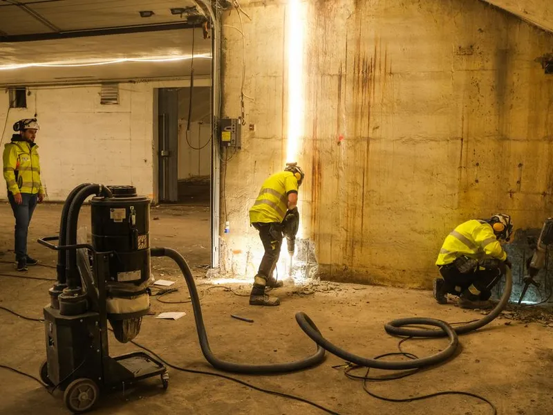 BETONG REHABILITERES: På grunn av et betydelig vedlikeholdsetterslep er det på tide å rehabilitere fjellhallene.
