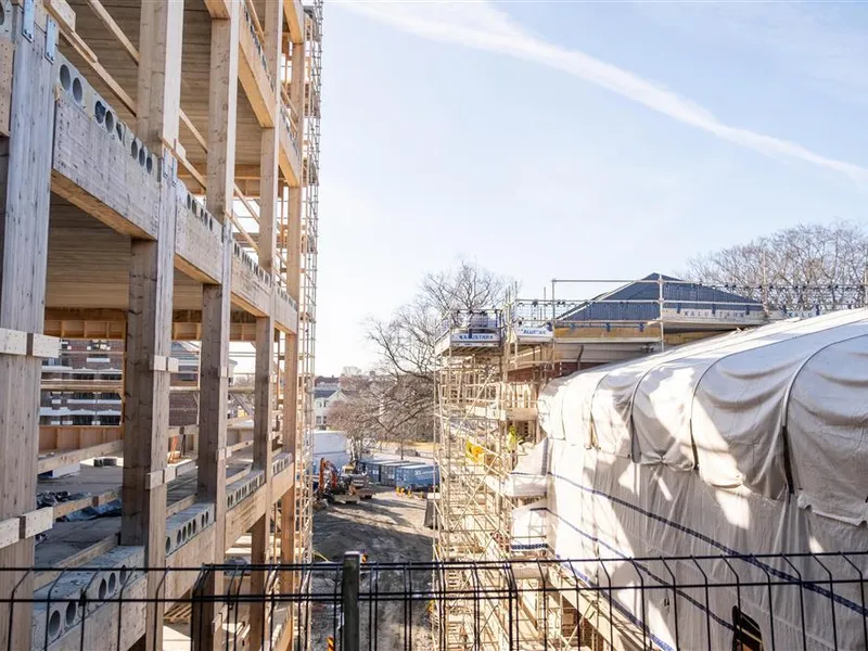 Byggearbeid. Foto - Klikk for stort bilde