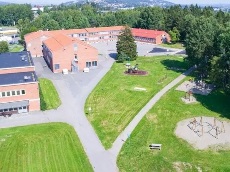 Sten-Tærud skole. Foto: Lillestrøm kommune.